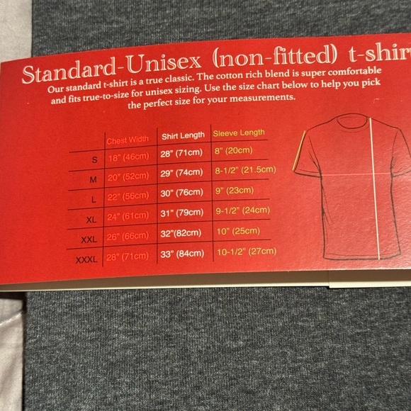 XL SANTAS FAVORITE TEE! - Picture 3 of 4